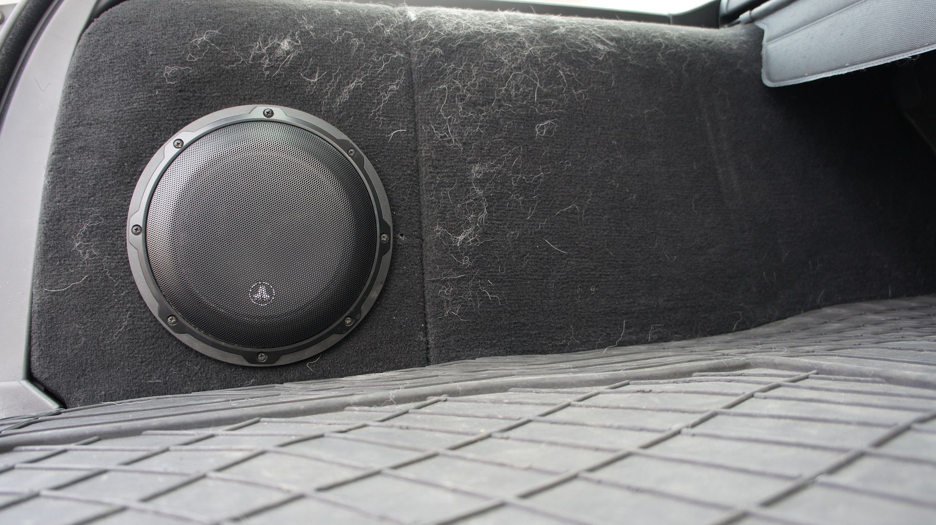 E39 Touring Custom Audio Upgrade